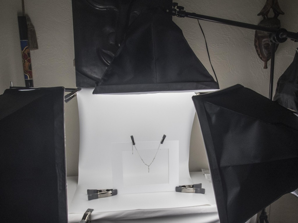 Fluorescent Lighting Setup for Jewelry- Picsera